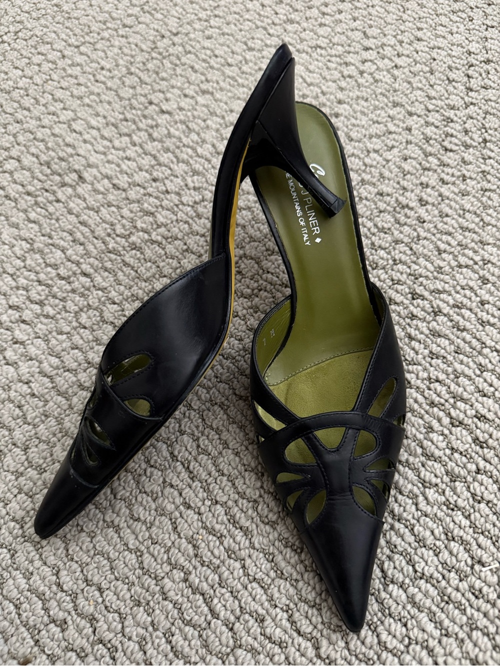 Donald J. Pliner Black Leather Heel with Cutout Detailing - Picture 2 of 6